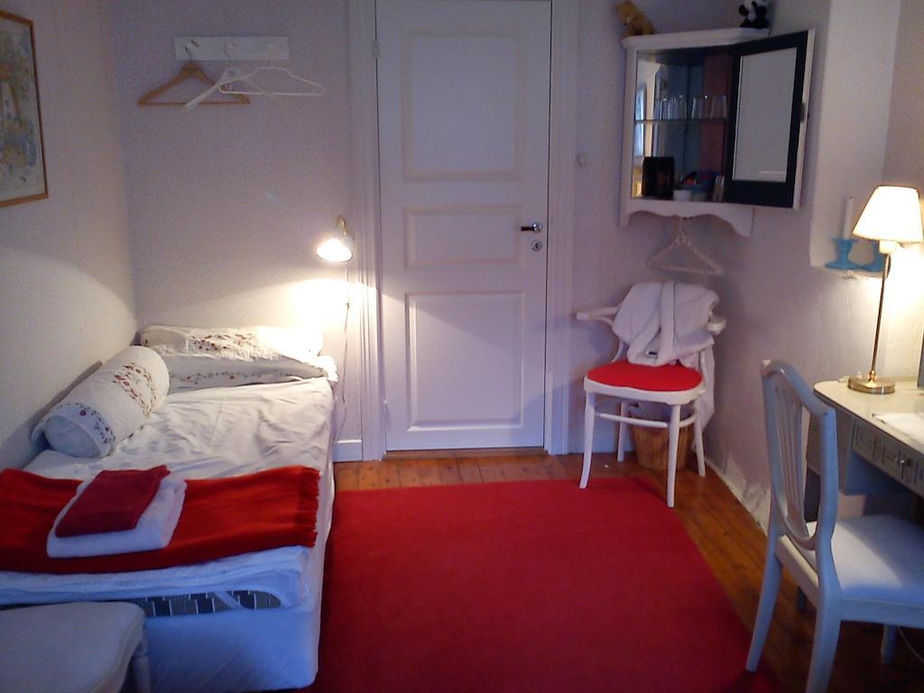 Sparrens Bed And Breakfast Fiskesa Kamer foto